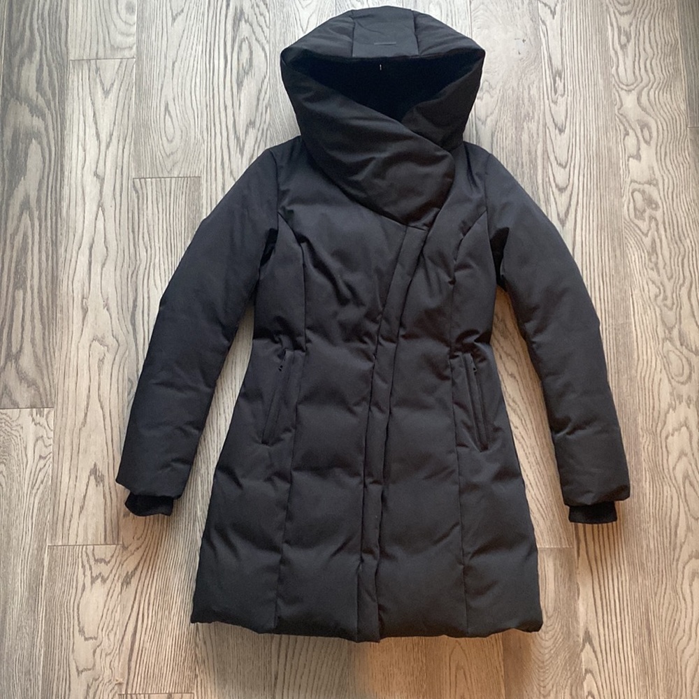 Soia & Kyo Water Resistant Hooded Down Walking Coat (like new)